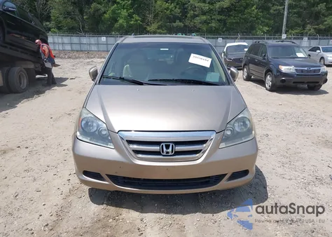 2005 Honda Odyssey Ex-L from USA, damaged, VIN 5FNRL38645B047405